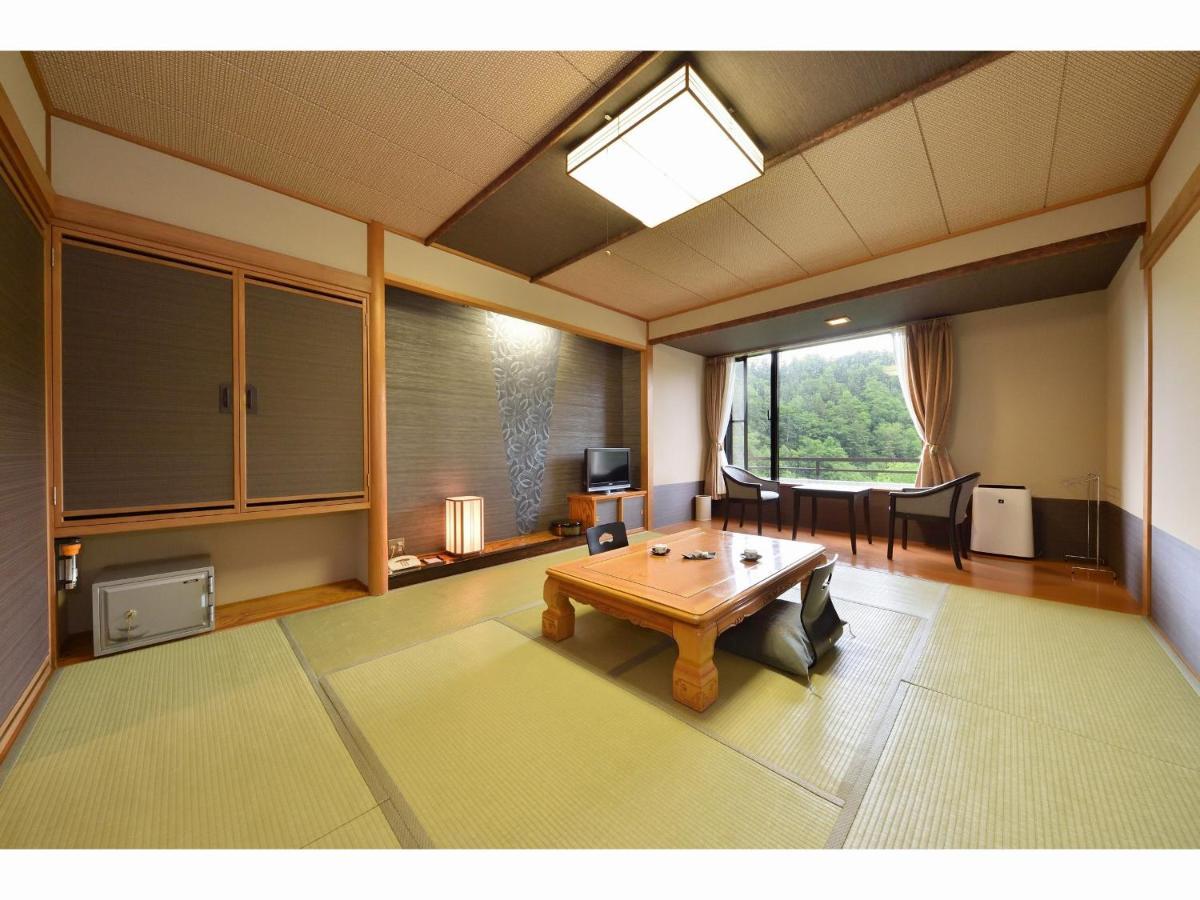 碧の美ゆゆaonobi Yuyu旧湯元白金温泉ホテル Biei Exterior photo