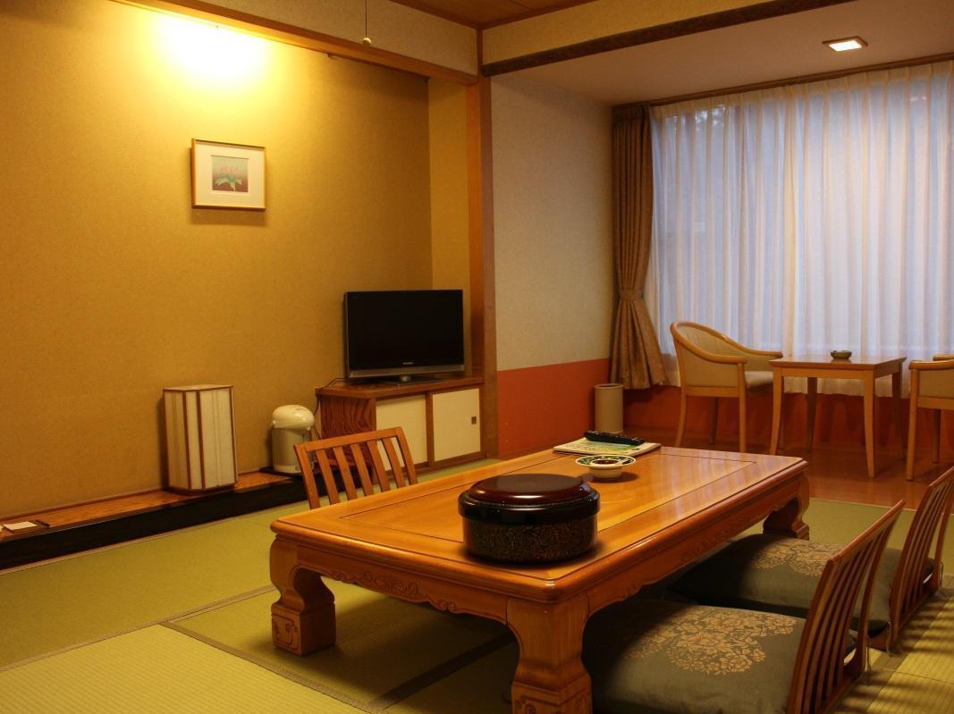 碧の美ゆゆaonobi Yuyu旧湯元白金温泉ホテル Biei Exterior photo